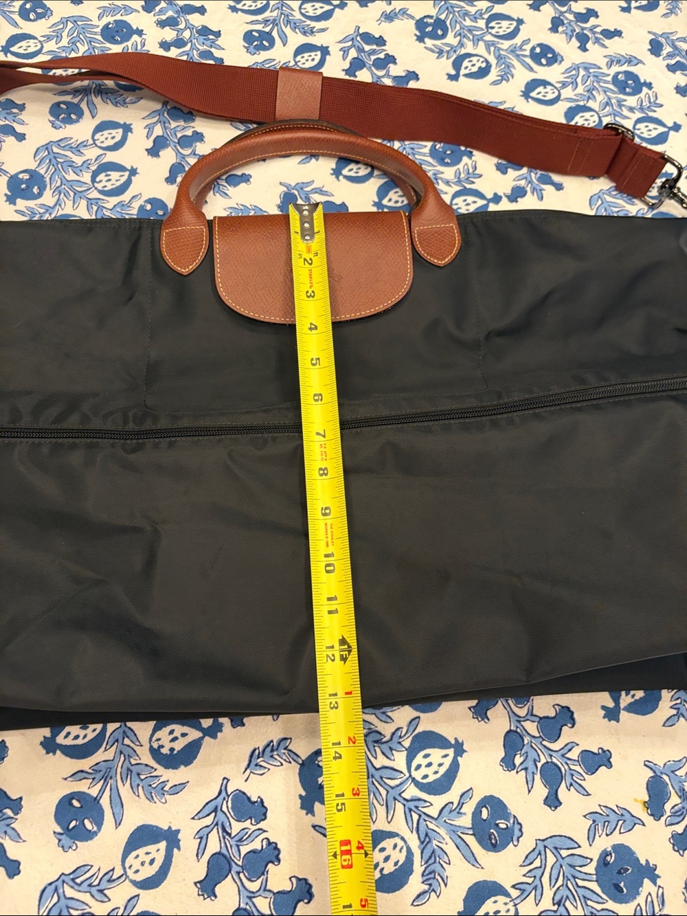 Longchamp Le Pliage Expandable Black Travel Bag with Brown Leather Trim - Picture 7 of 11